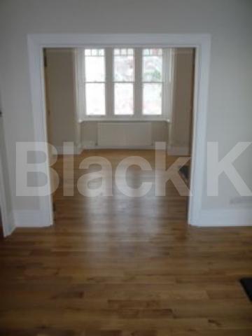 			4 Bedroom, 1 bath, 1 reception Terraced House			 Coleridge Road, CROUCH END N8